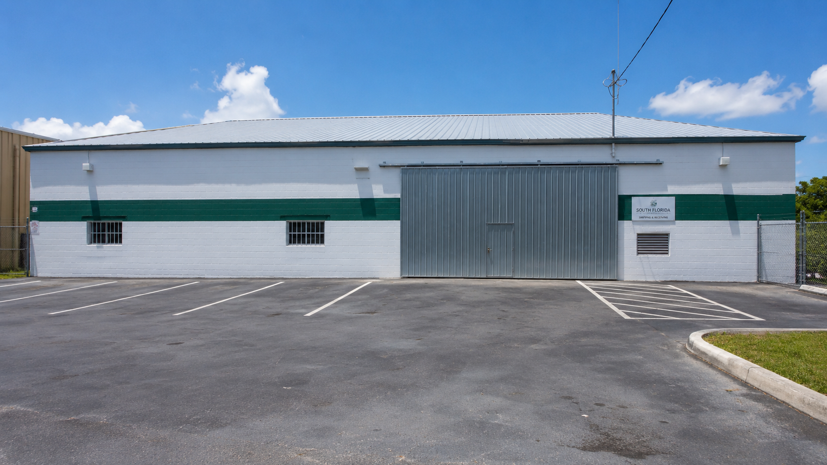 Bodega Mediana 280 m² Santa Elena